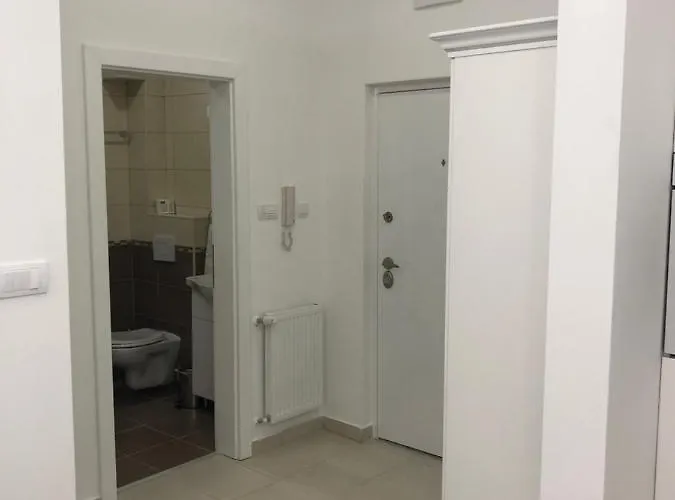 Apartamento Jezdic 2 *